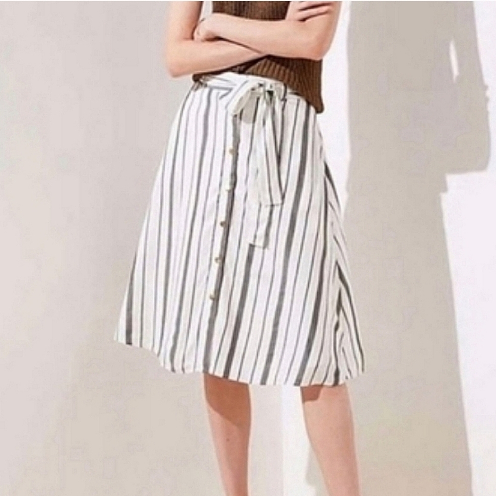 NWOT Sz 0 LOFT Striped Skirt